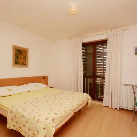 Apartment Dasen